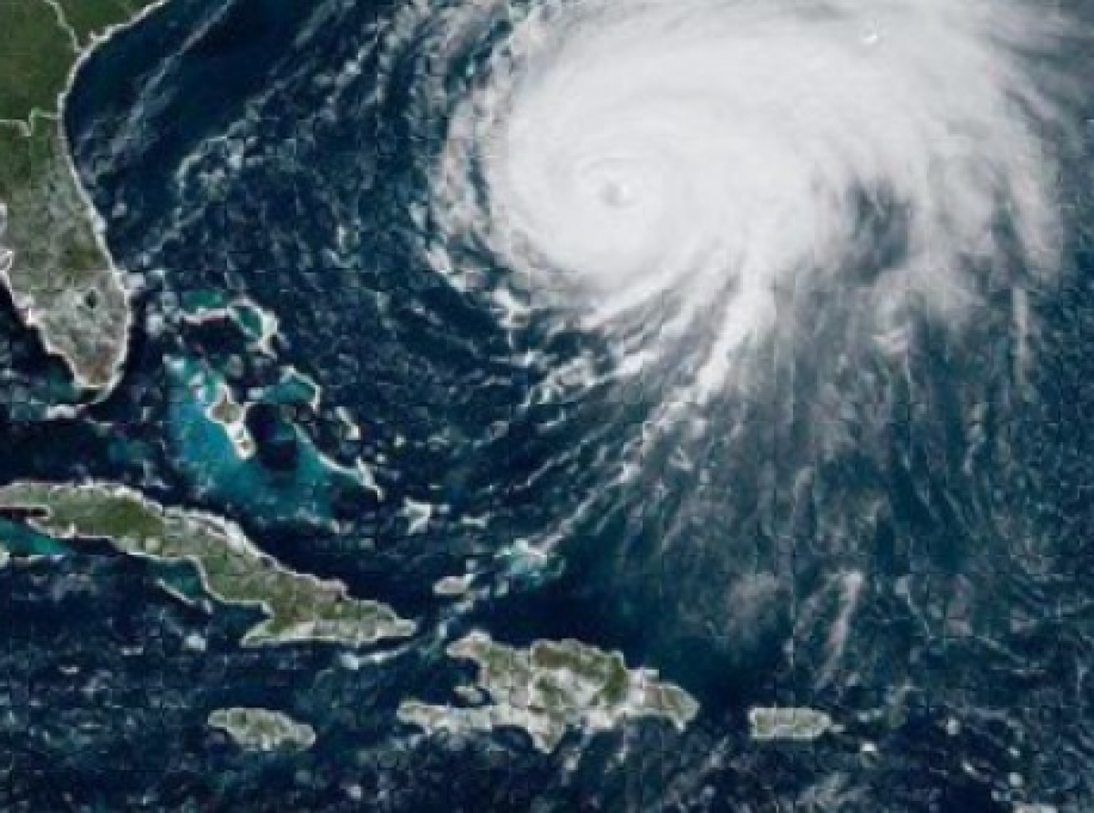 Bermuda Braces for Arrival of Powerful Hurricane