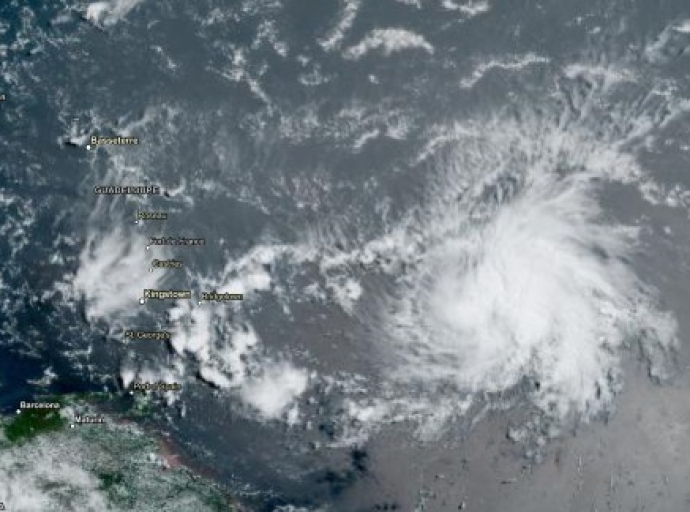 Tropical Storm Bret Strengthens as it Heads for Windward Islands