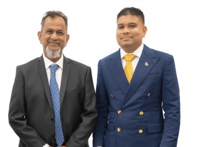 Nazar Mohamed (left) and his son, Azruddin Mohamed (right)