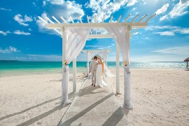 A destination wedding at Sandals South Coast. (Photo courtesy of Sandals Resorts)