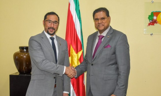 Trinidad and Tobago’s Minister of Energy and Energy Industries Stuart Young (left) with President of Suriname Chandrikapersad Santokhi.