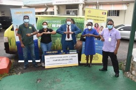 Left to right: J. Wray & Nephew Ltd. Commercial Manager, Levi Bloomfield & Channel & Customer Marketing Director, Leleika-Dee Barnes; SRHA Regional Director Michael Bent; MRH Deputy Director of Nursing Services, Arlene Watson-Chantiloupe and CEO, Alwyn Miller are photographed after the handing over of $4 million from J. Wray & Nephew to the Mandeville Regional Hospital to support its fight against the COVID-19 Pandemic.