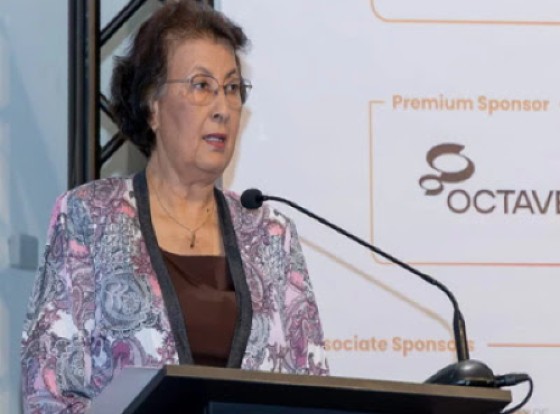 President Jennifer Simons addresses the IBC conference. (Photos: Suriname Communication Service CDS)