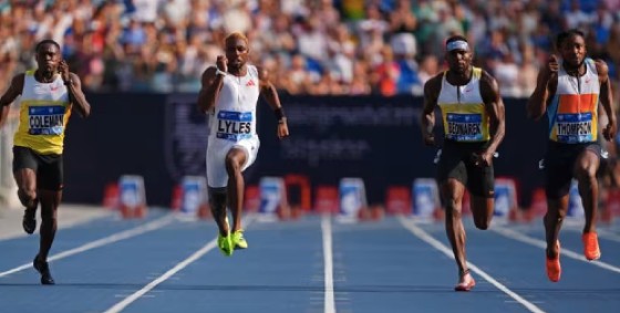 Jamaica’s KishaneThompson (far right) blazed to victory in a meet-record-equaling 9.87 seconds.